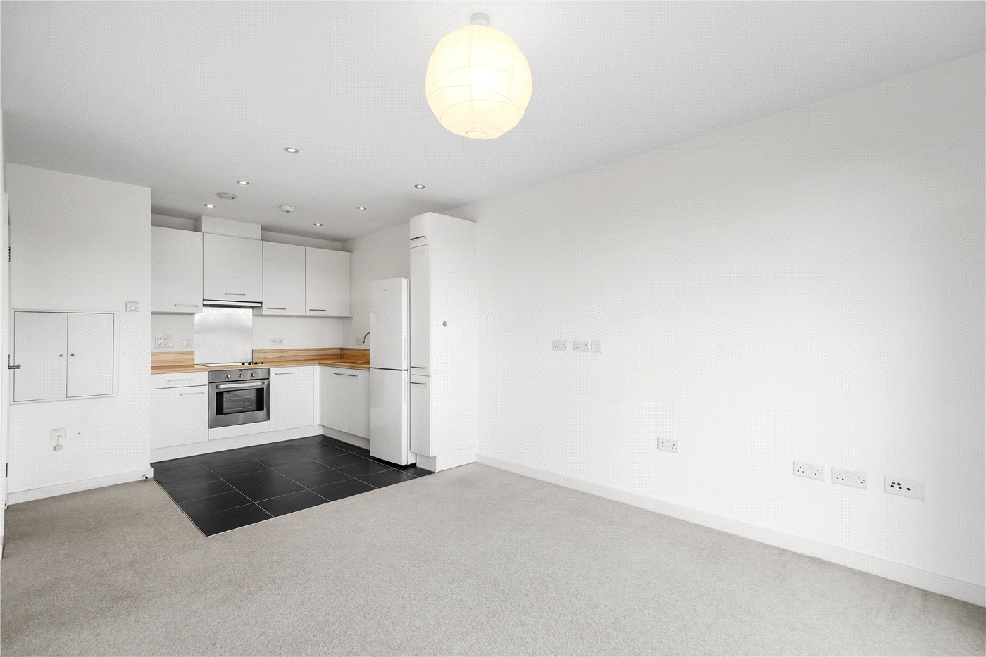 Kitchen/Reception